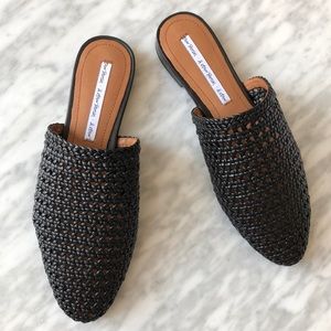 NWT! Black leather &Other Stories slides